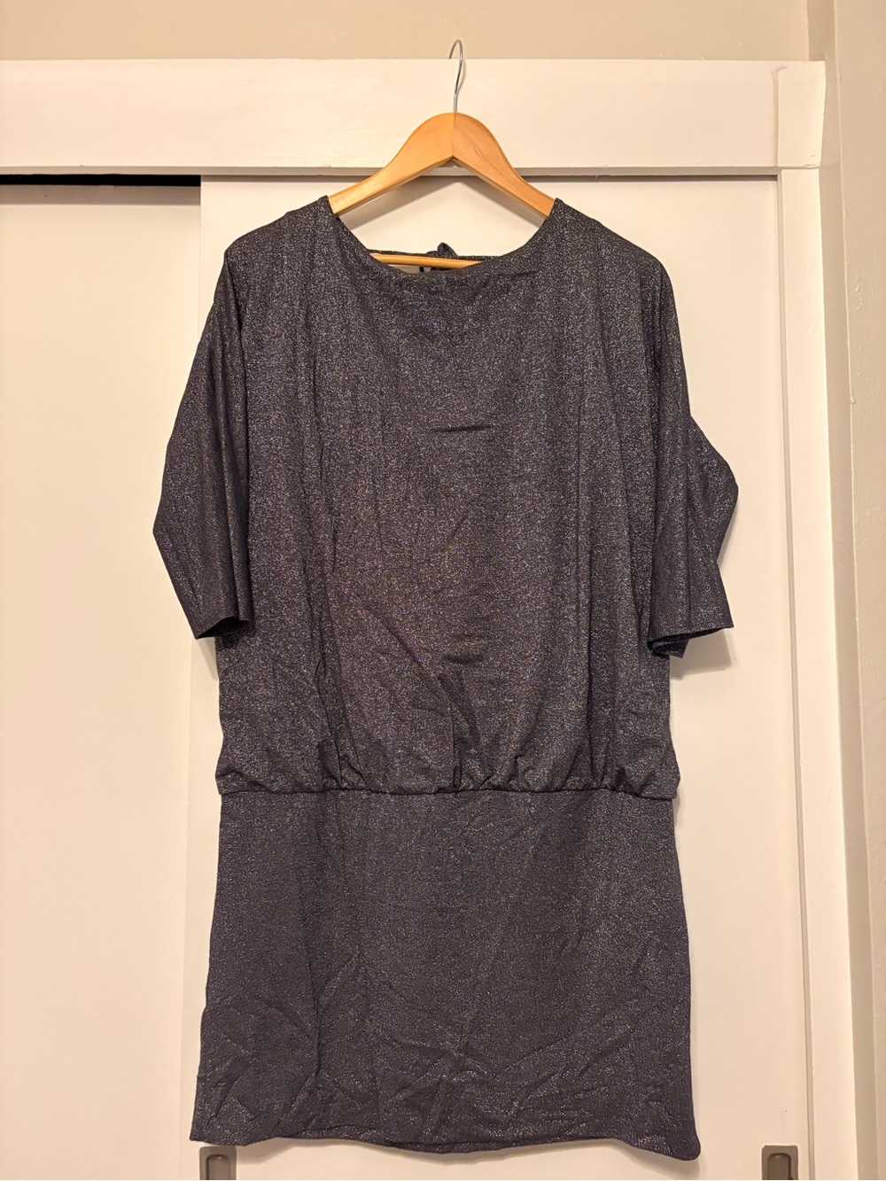 White House Black Market Metallic Charcoal Short Sleeve Tunic
